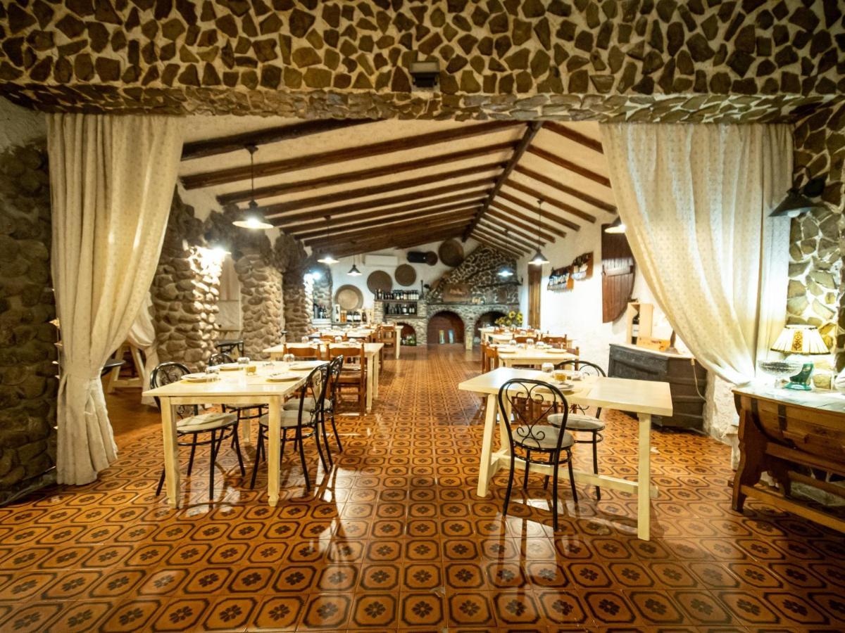 Albergo Ristorante Locanda Rosella Giba Ngoại thất bức ảnh