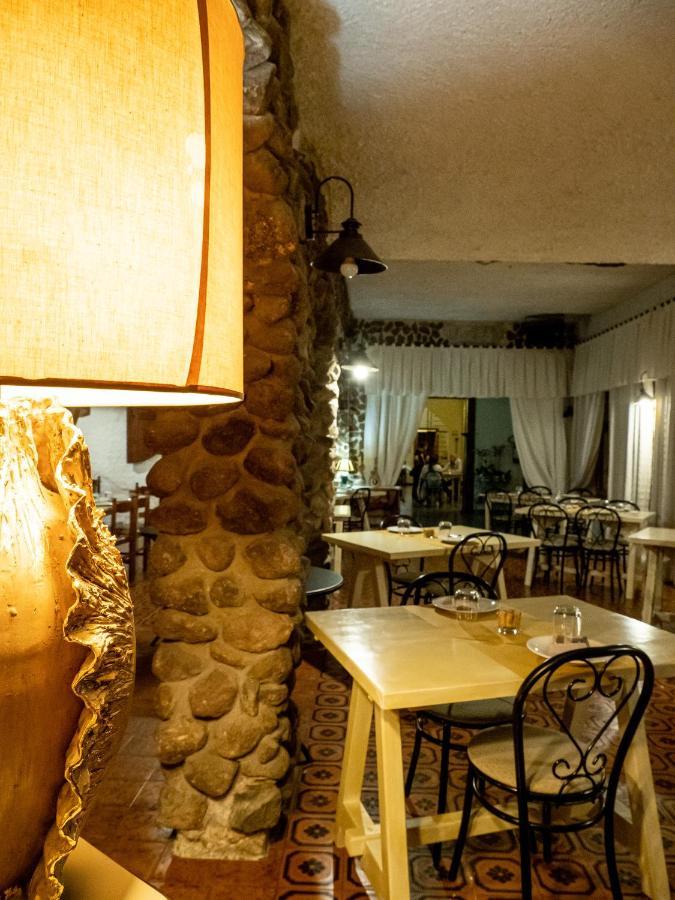 Albergo Ristorante Locanda Rosella Giba Ngoại thất bức ảnh